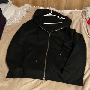 Long sleeve cropped zip up